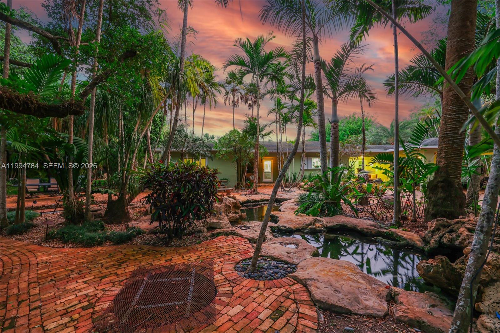 9234 SW 112th St Miami, FL 33176