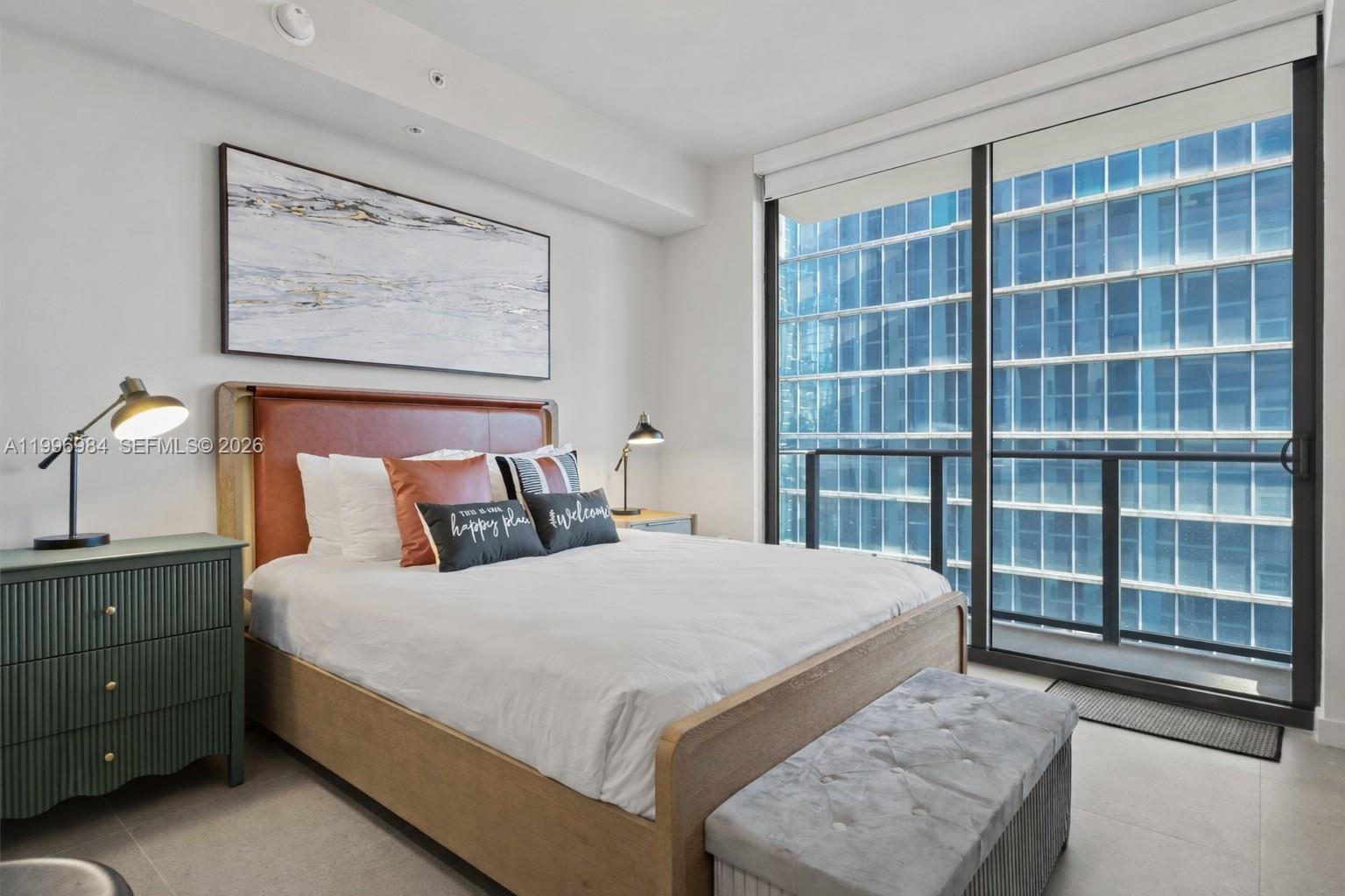 image The Crosby Miami Worldcenter9