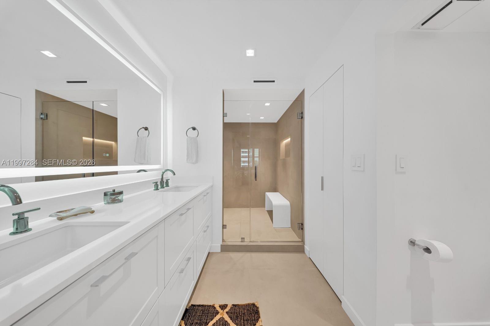 image Commodore Club South20