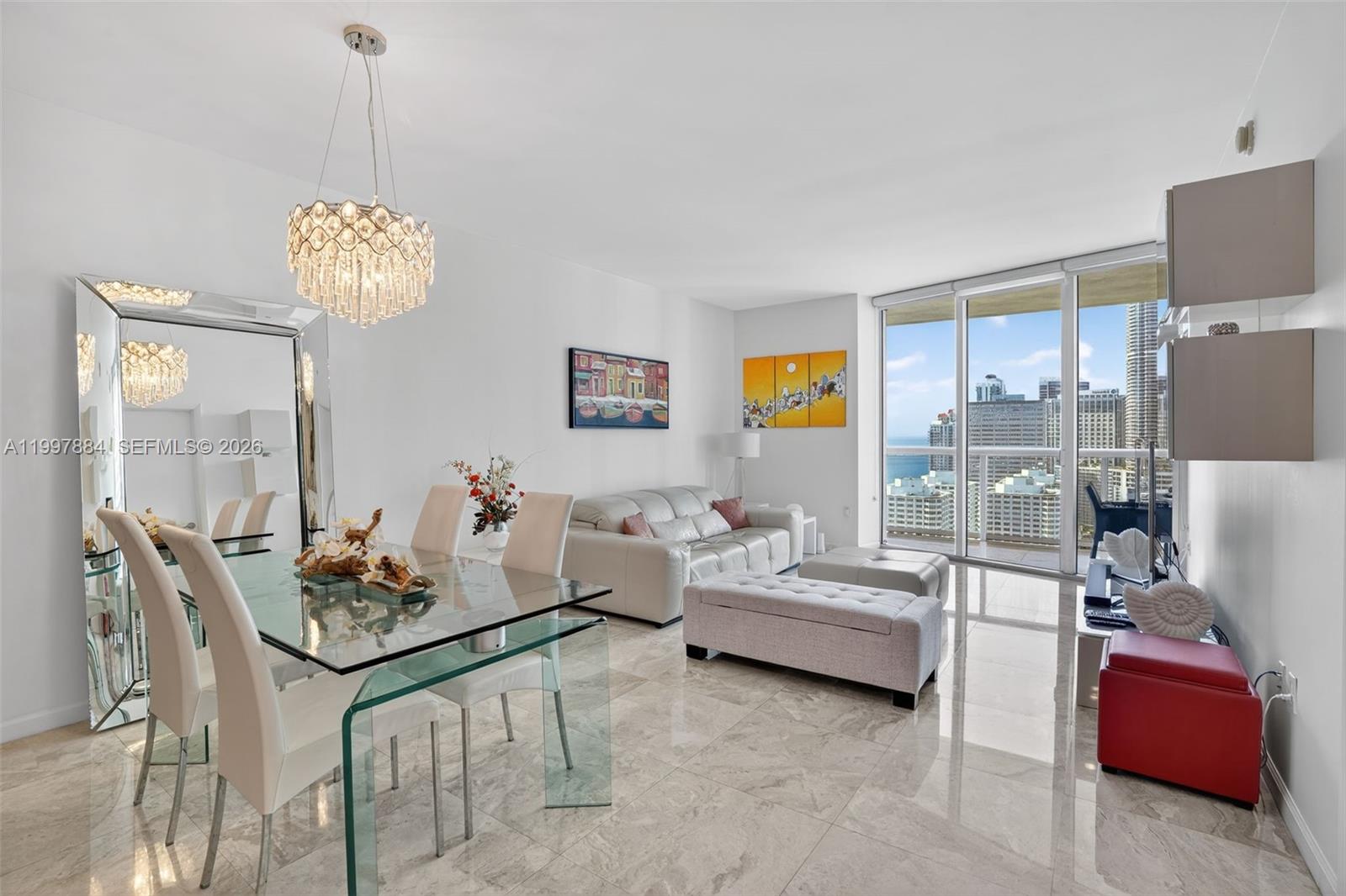 image Icon Brickell II6