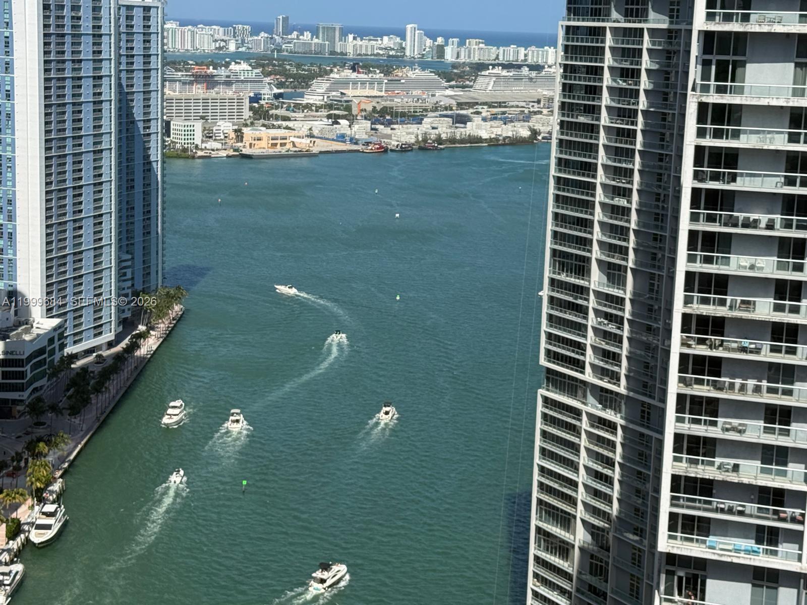 image Viceroy Brickell Residences43