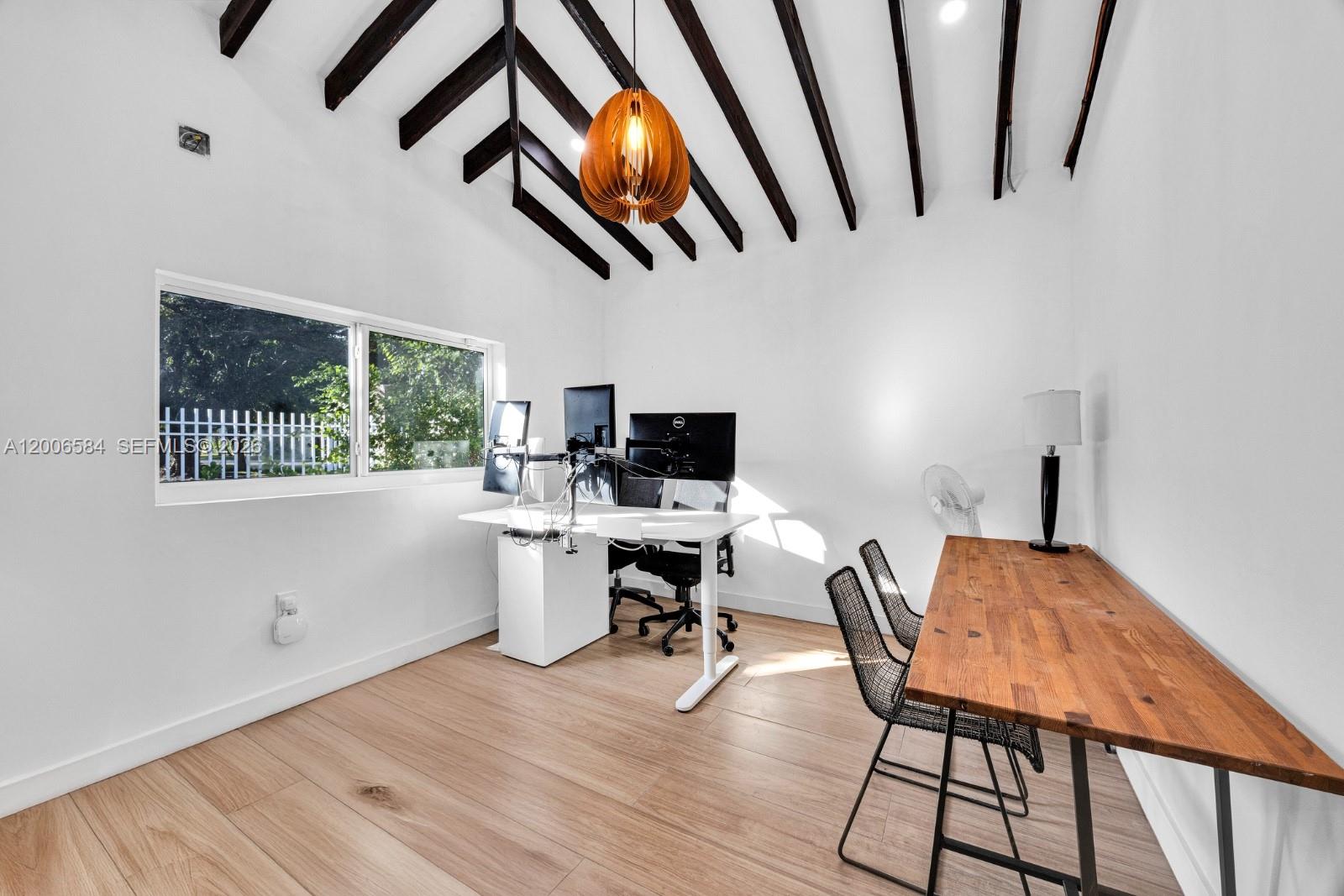 5750 SW 52nd Ter South Miami, FL 33155