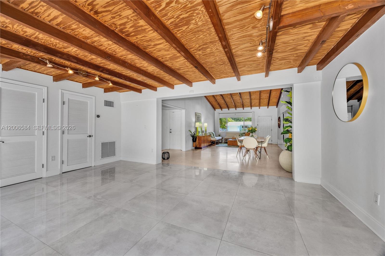 5750 SW 52nd Ter South Miami, FL 33155