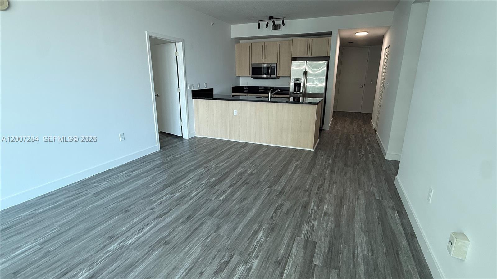 image Axis on Brickell South1