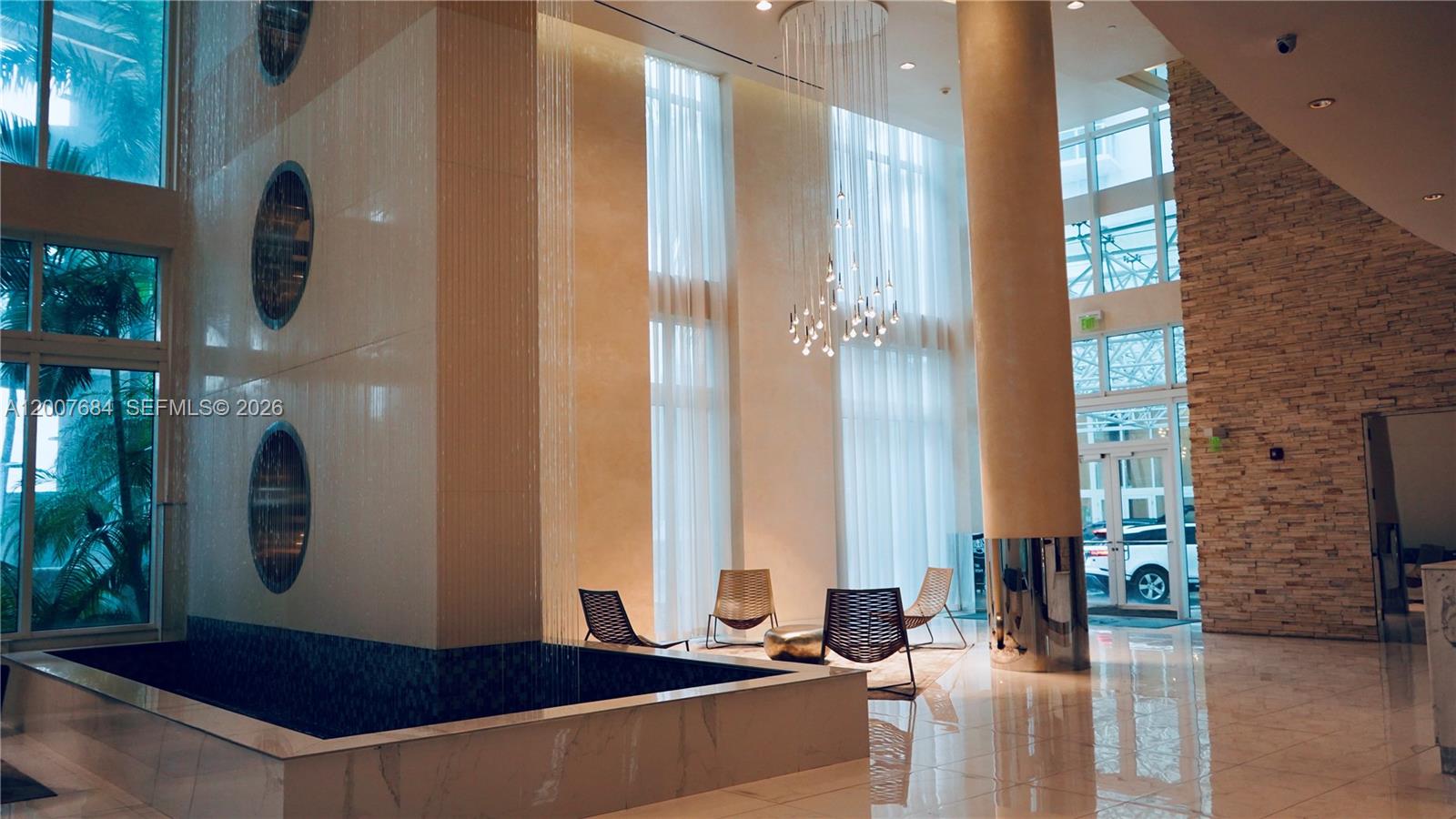 image Brickell on the River South17
