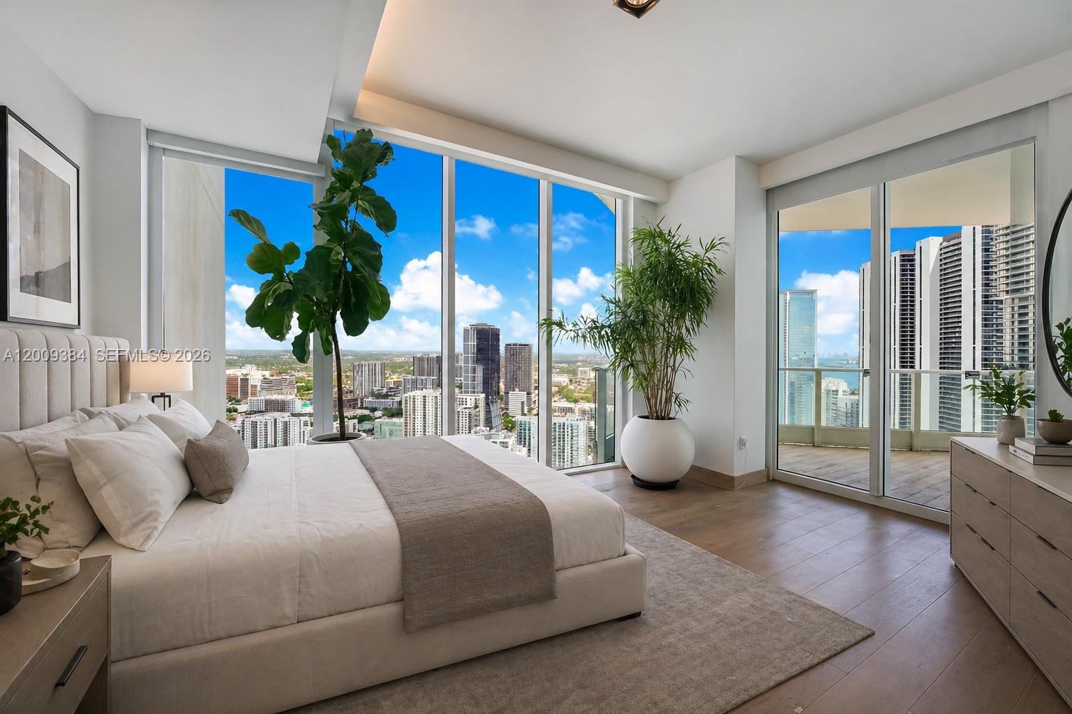 2020 N Bayshore Dr #3902 Miami, FL 33137