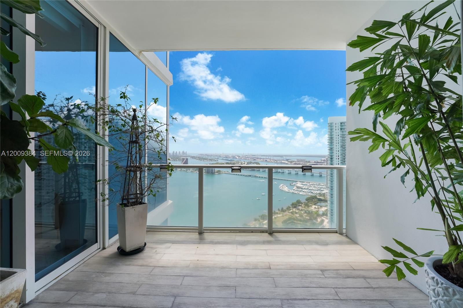 2020 N Bayshore Dr #3902 Miami, FL 33137