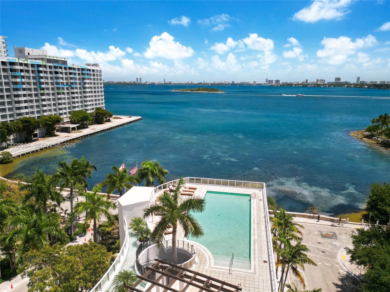 2020 N Bayshore Dr #3902 Miami, FL 33137