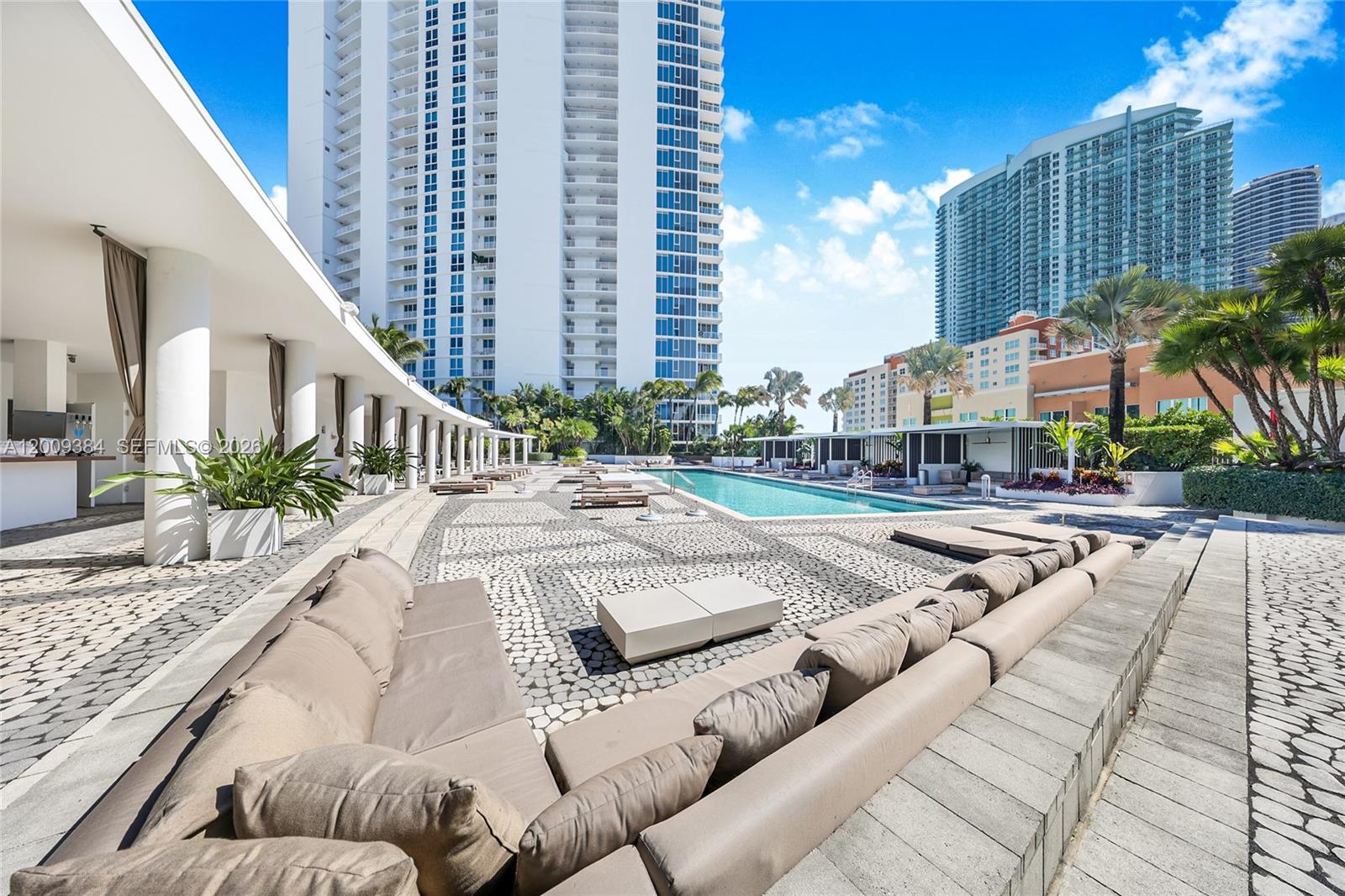 2020 N Bayshore Dr #3902 Miami, FL 33137
