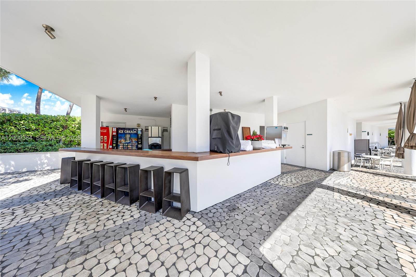 2020 N Bayshore Dr #3902 Miami, FL 33137