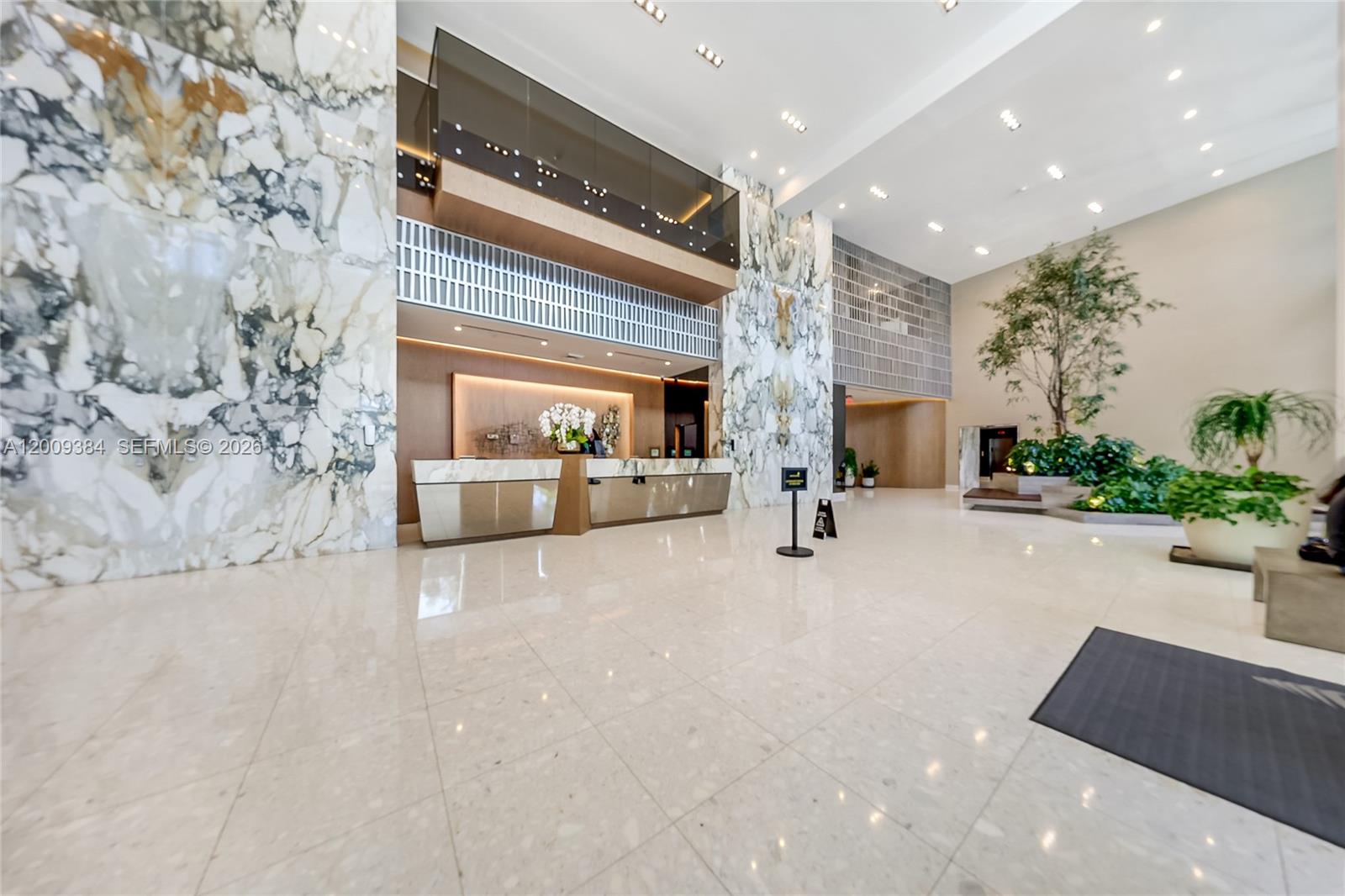 2020 N Bayshore Dr #3902 Miami, FL 33137
