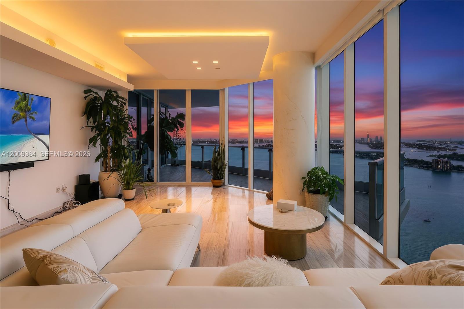 2020 N Bayshore Dr #3902 Miami, FL 33137