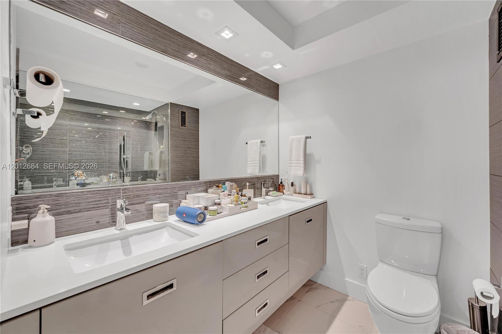 11 Island Ave #1904 Miami Beach, FL 33139