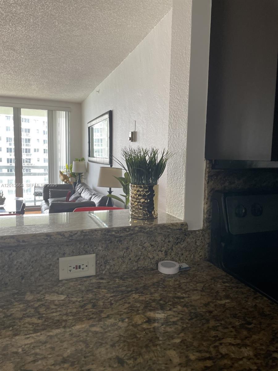 1500 Bay Rd #1142S Miami Beach, FL 33139