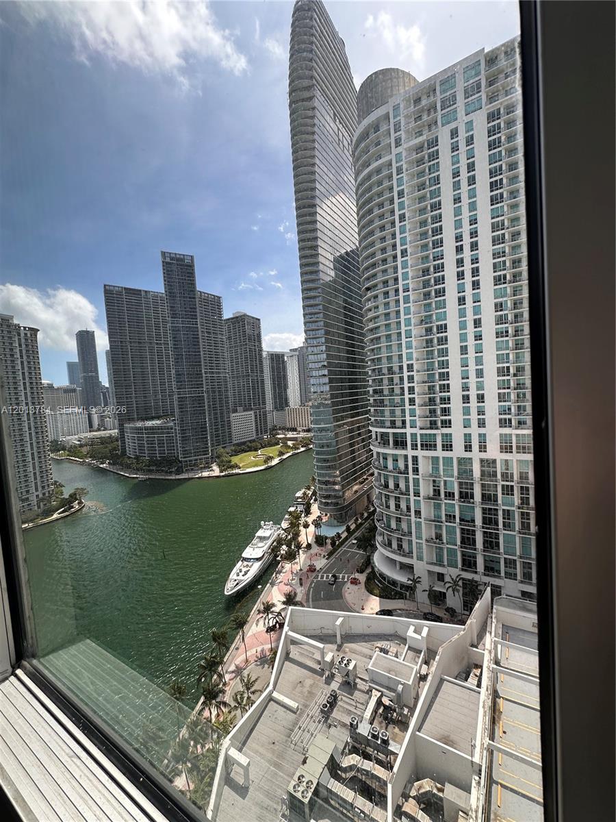 image One Miami West25