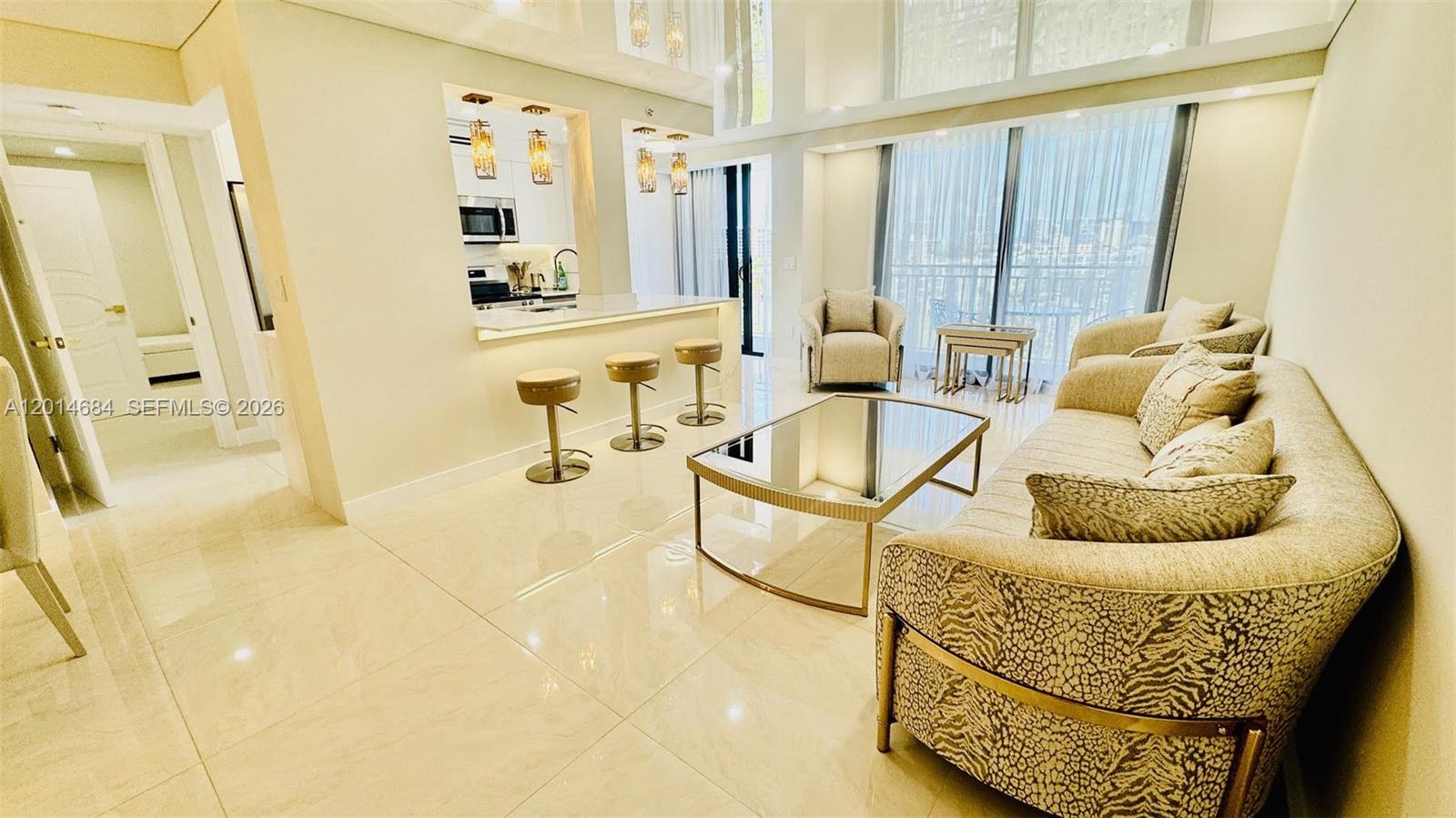210 174th St #811 Sunny Isles Beach, FL 33160