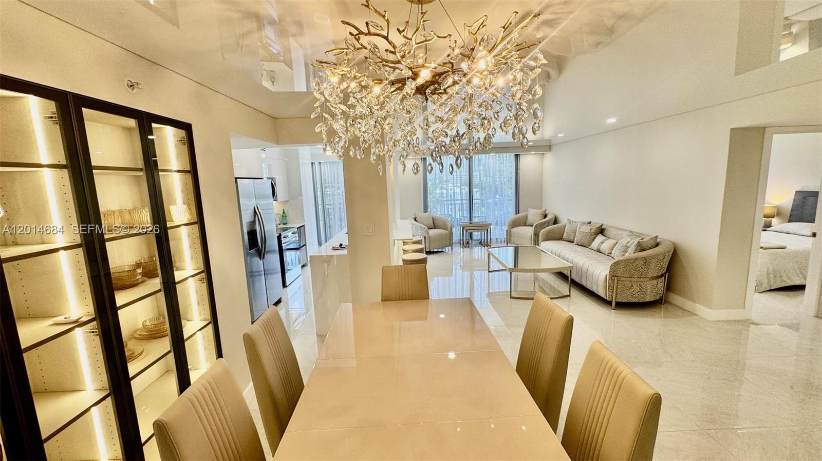 210 174th St #811 Sunny Isles Beach, FL 33160