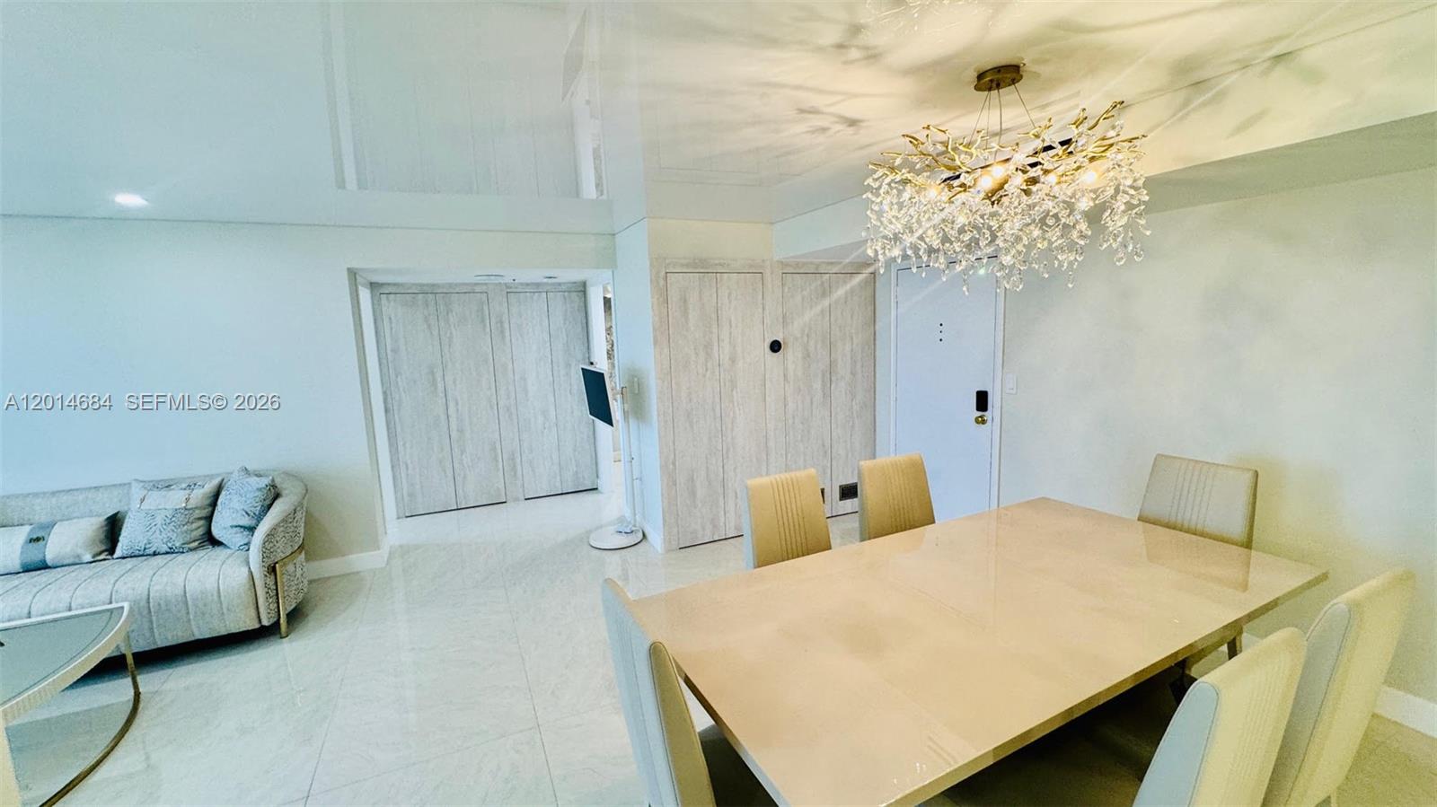 210 174th St #811 Sunny Isles Beach, FL 33160