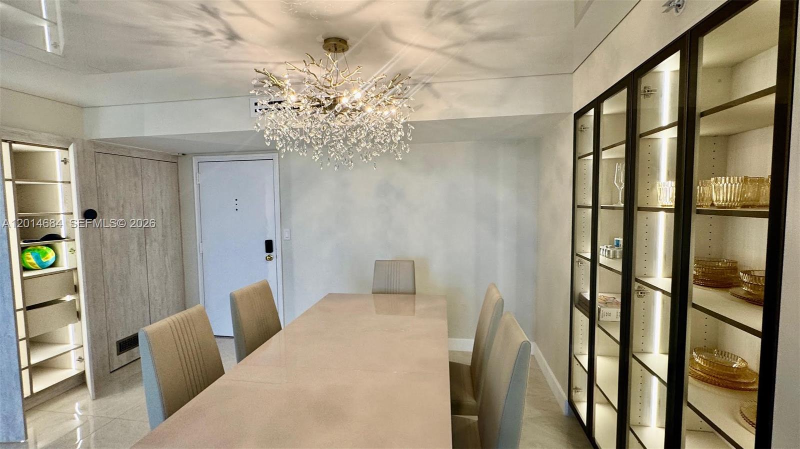 210 174th St #811 Sunny Isles Beach, FL 33160