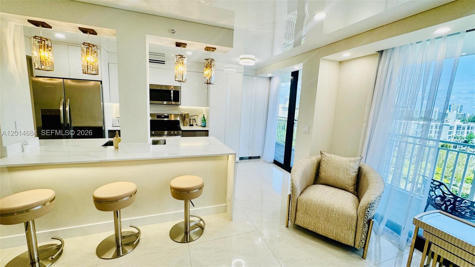 210 174th St #811 Sunny Isles Beach, FL 33160