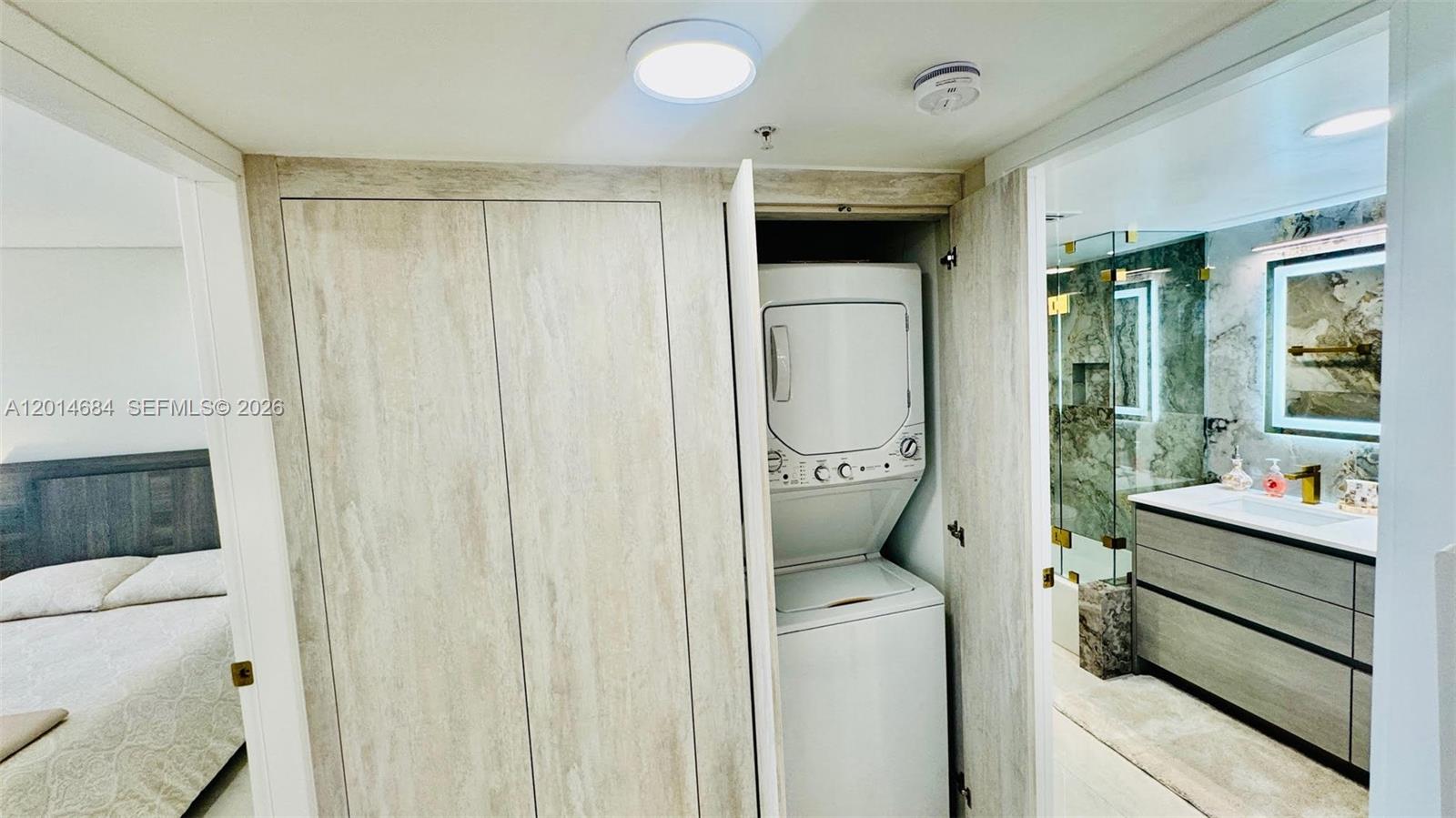 210 174th St #811 Sunny Isles Beach, FL 33160