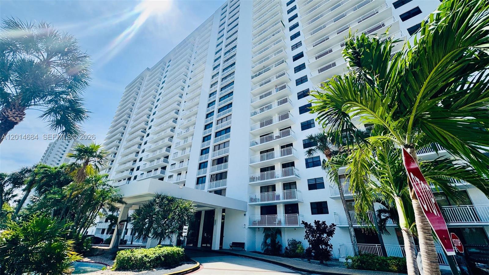 210 174th St #811 Sunny Isles Beach, FL 33160