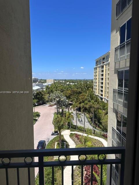 455 Grand Bay Dr #617 Key Biscayne, FL 33149