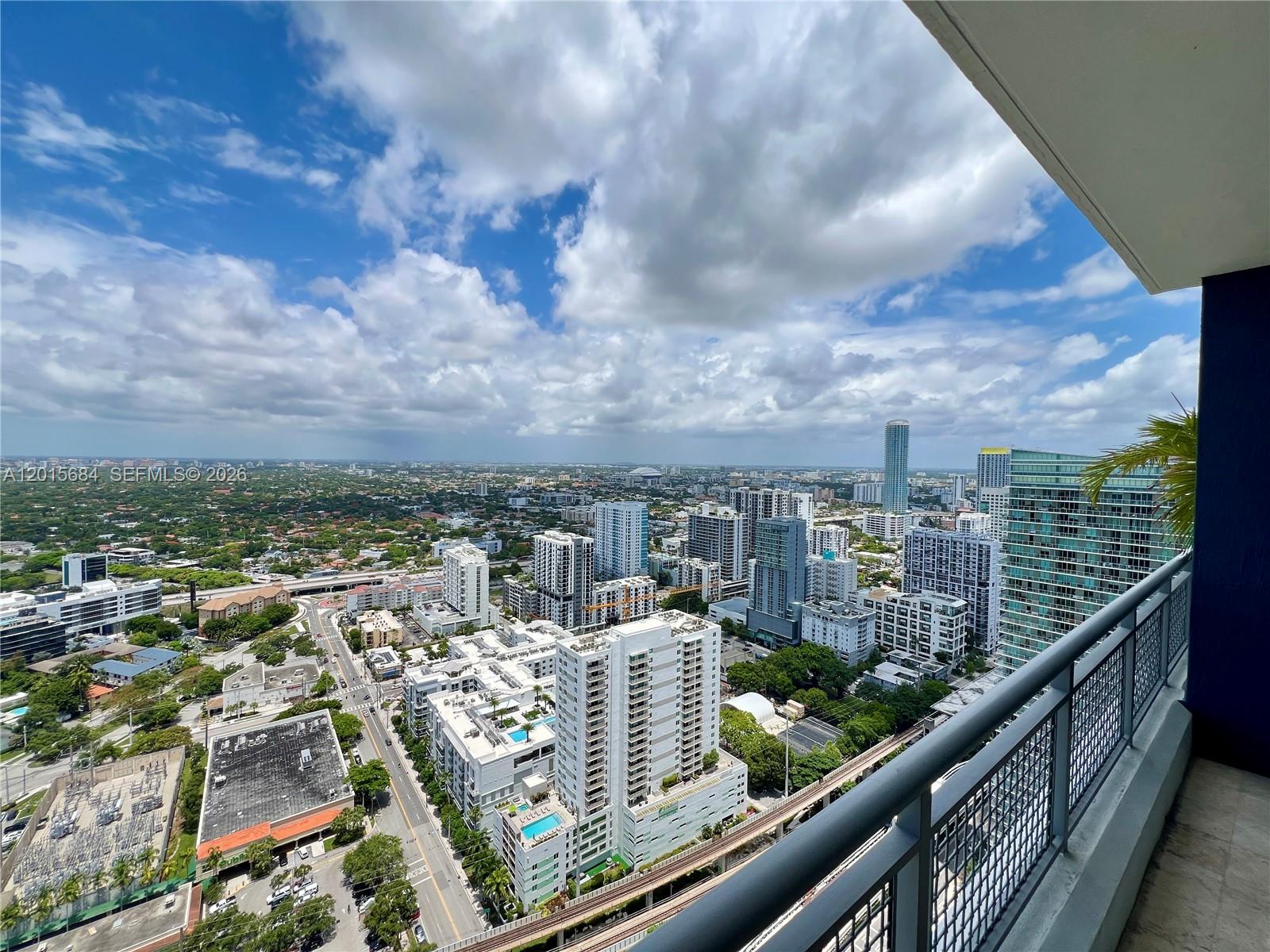 image Infinity at Brickell12