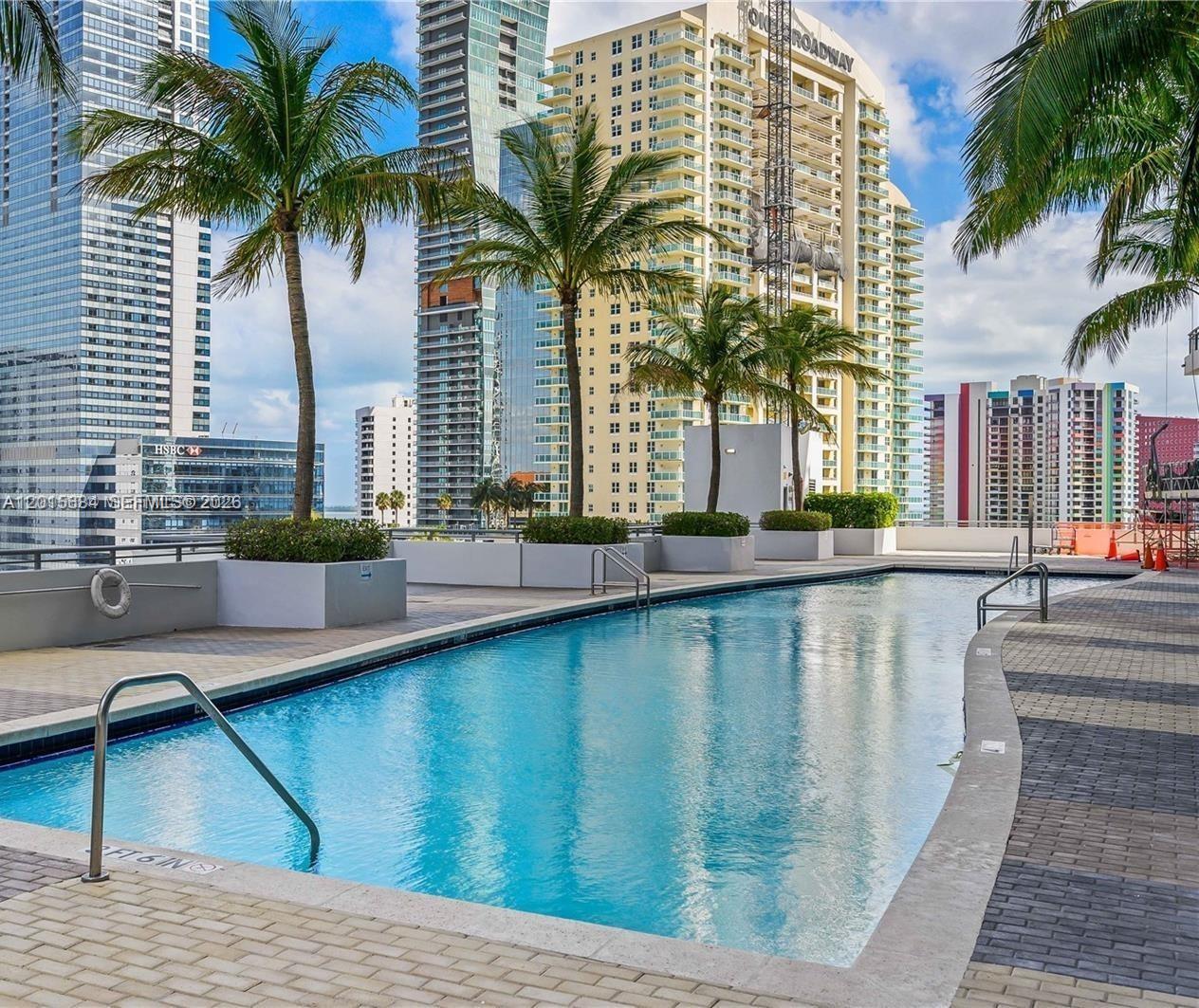 image Infinity at Brickell15
