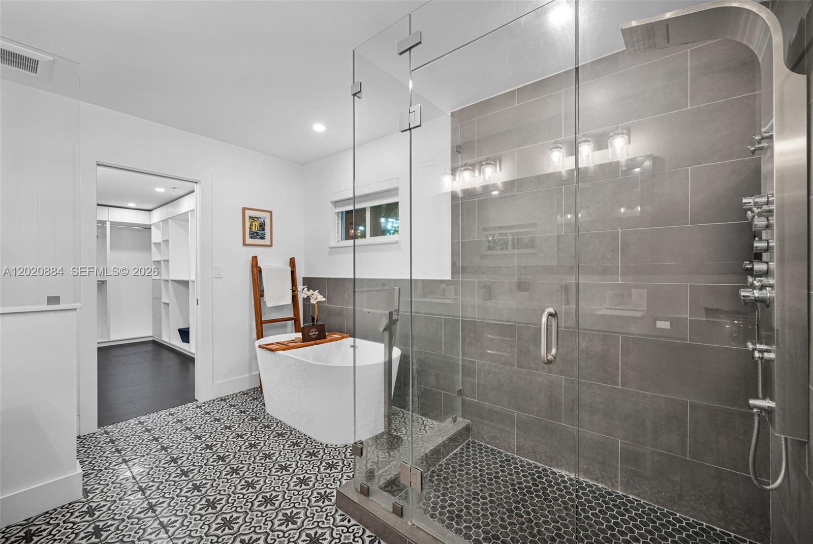 150 NE 50th Ter Miami, FL 33137