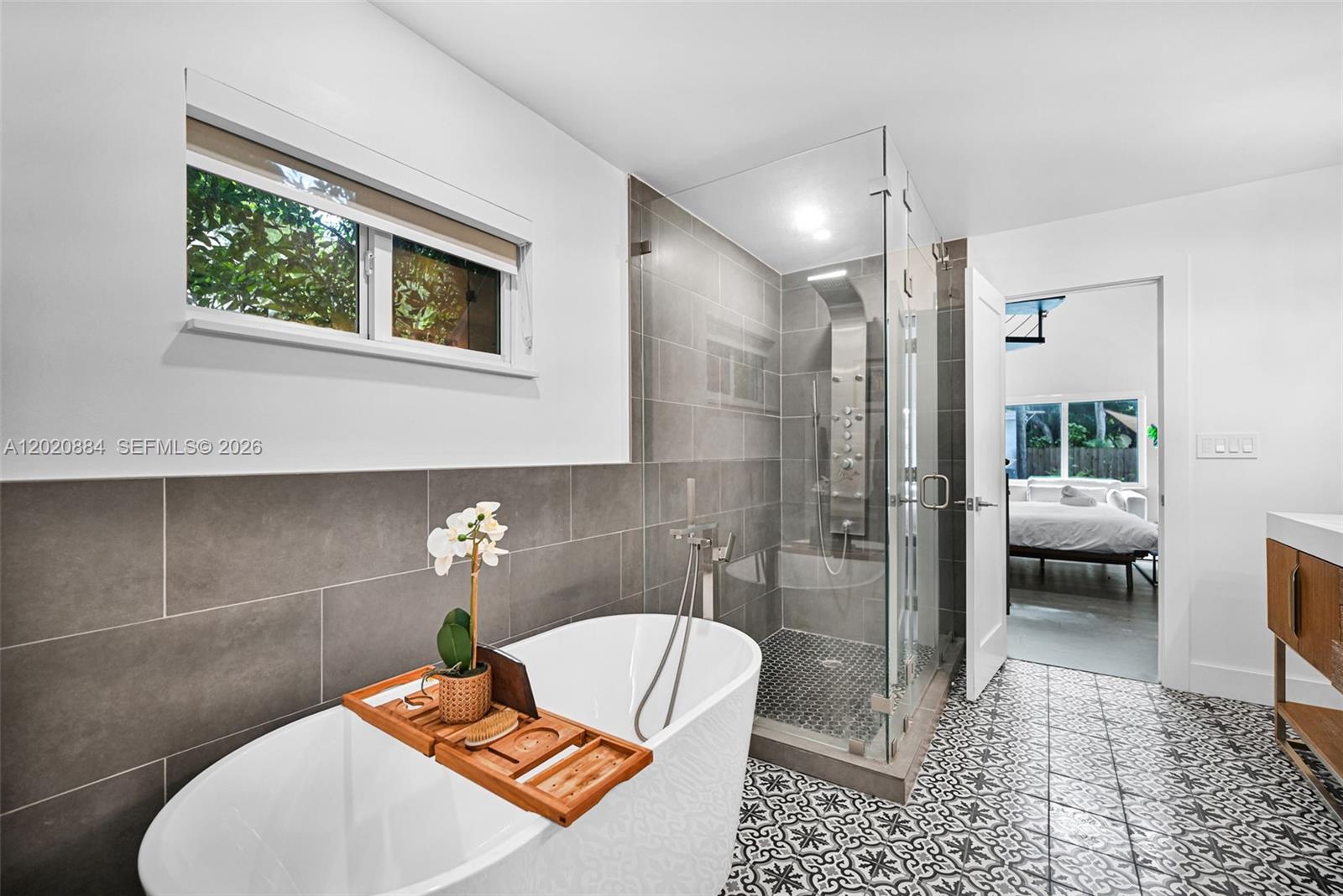 150 NE 50th Ter Miami, FL 33137