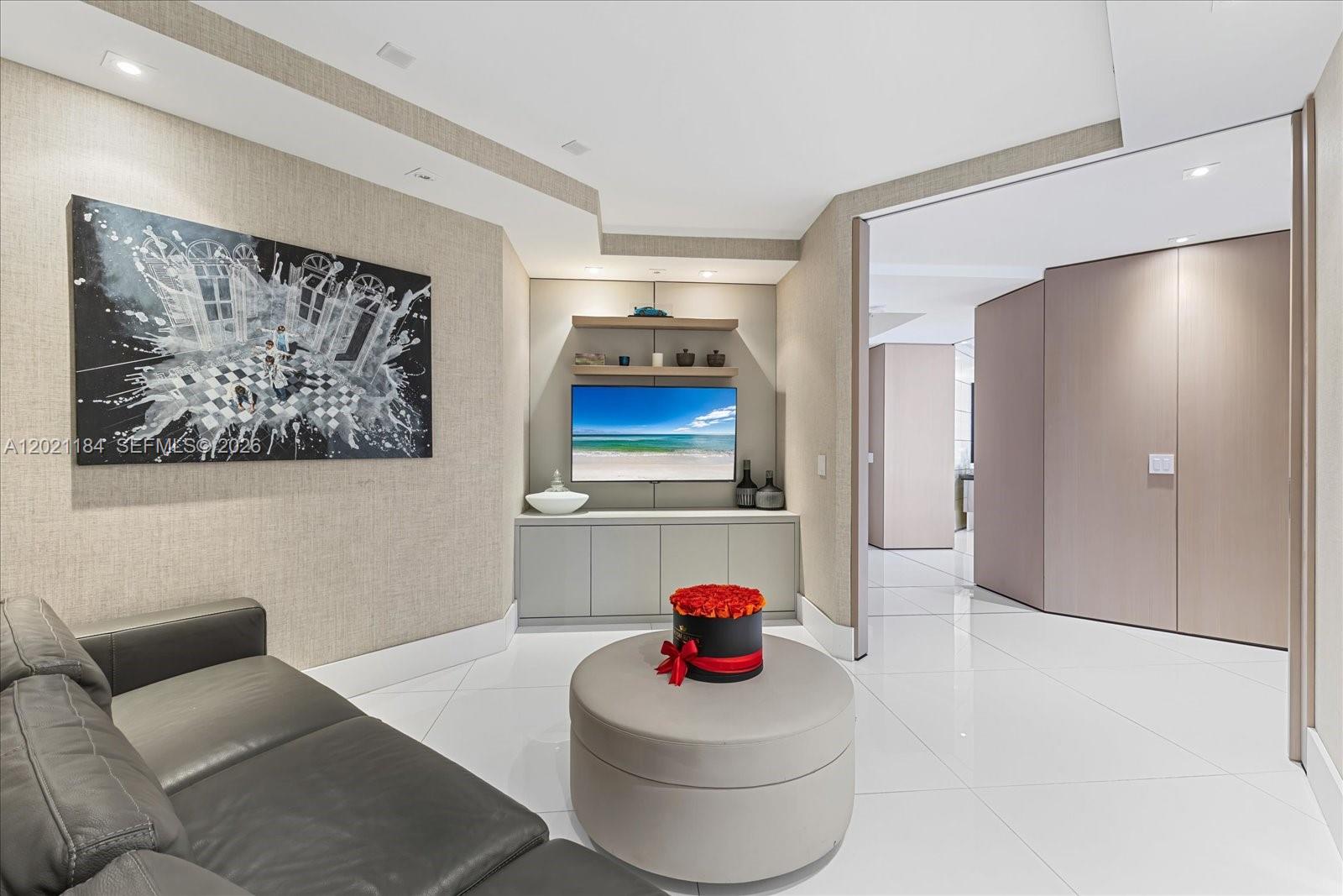 7431 Fisher Is Dr #7431 Miami Beach, FL 33109