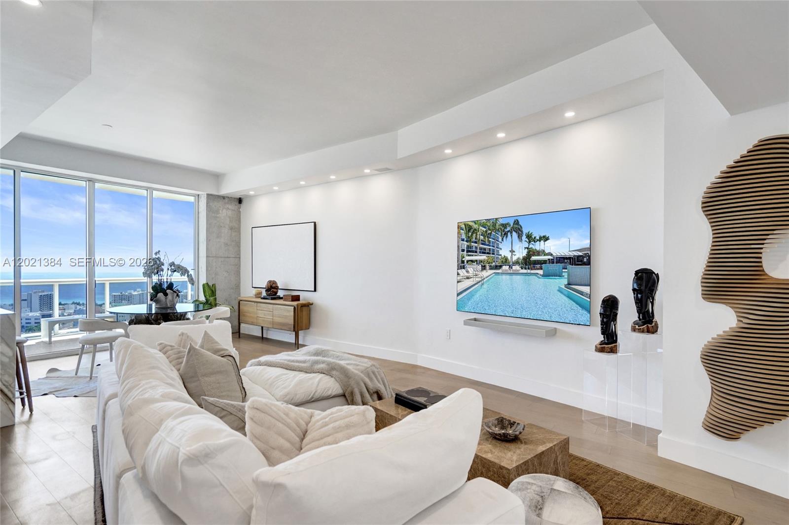 400 Alton Rd #PH11 Miami Beach, FL 33139