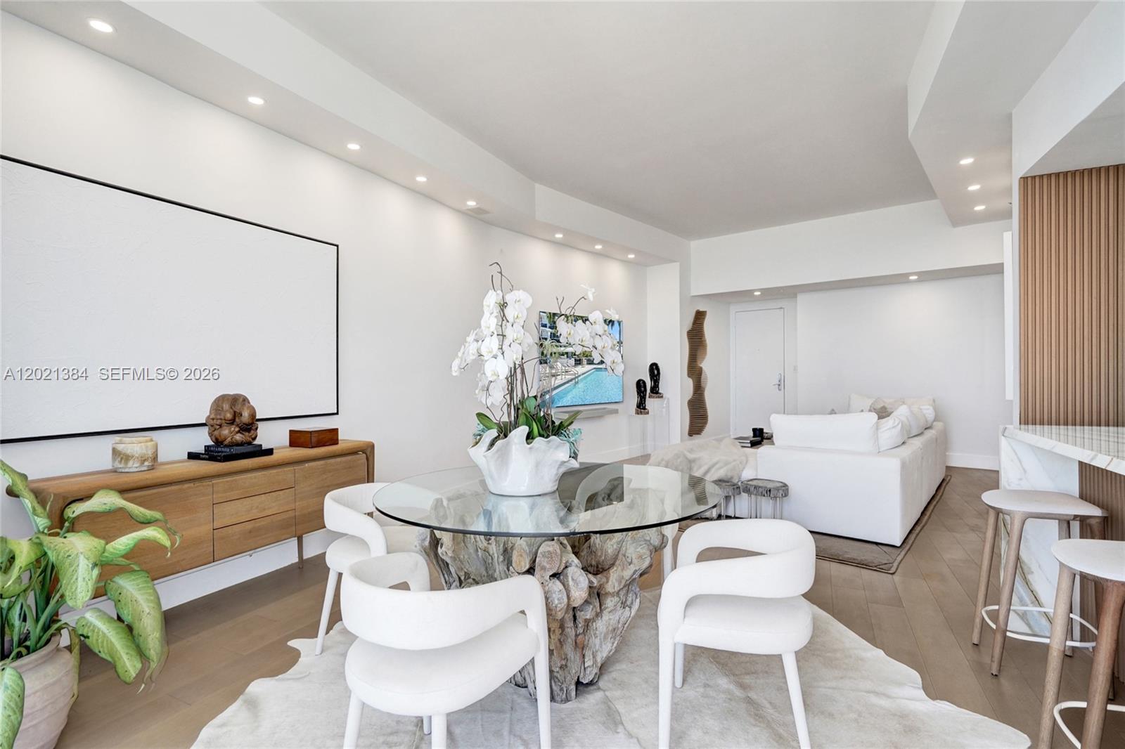400 Alton Rd #PH11 Miami Beach, FL 33139