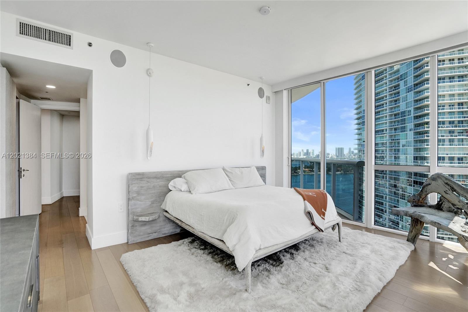 400 Alton Rd #PH11 Miami Beach, FL 33139