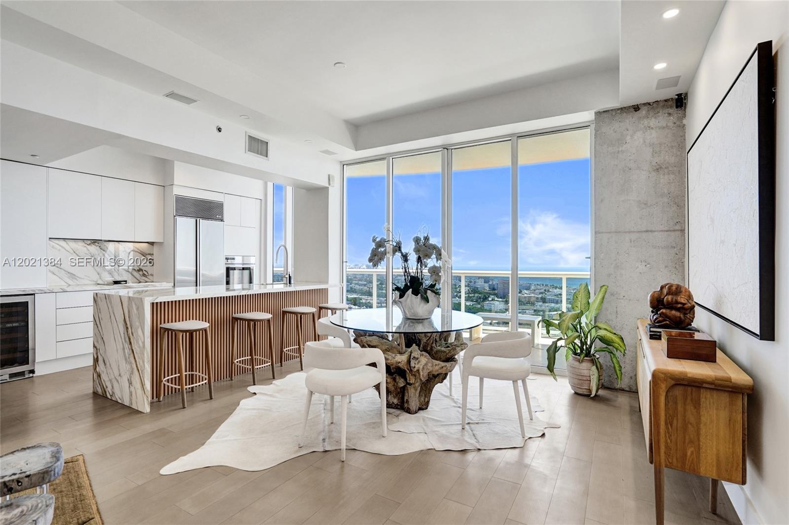 400 Alton Rd #PH11 Miami Beach, FL 33139