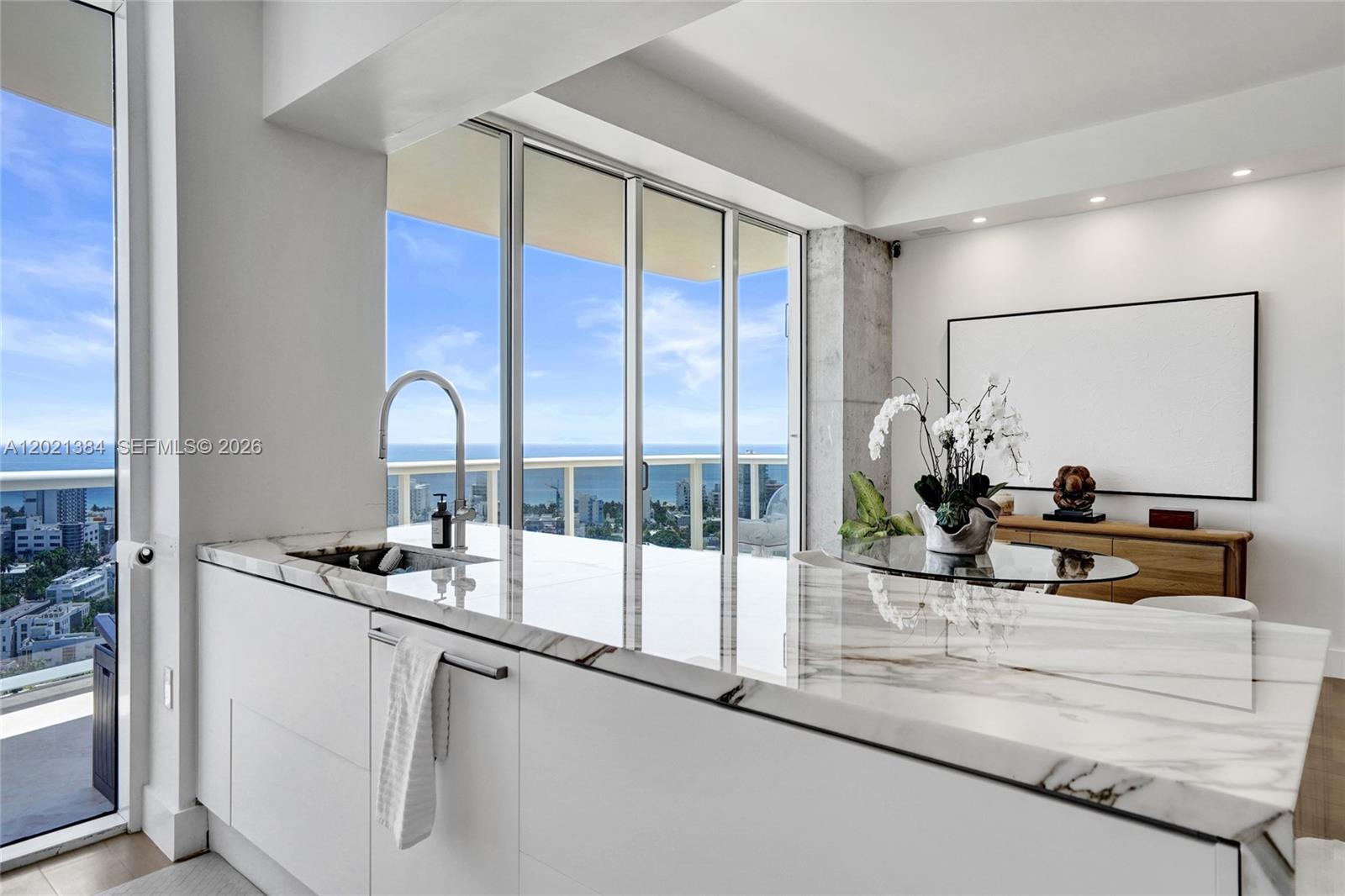 400 Alton Rd #PH11 Miami Beach, FL 33139
