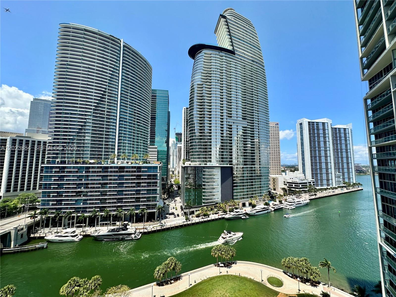 475 Brickell Ave #1614 Miami, FL 33131
