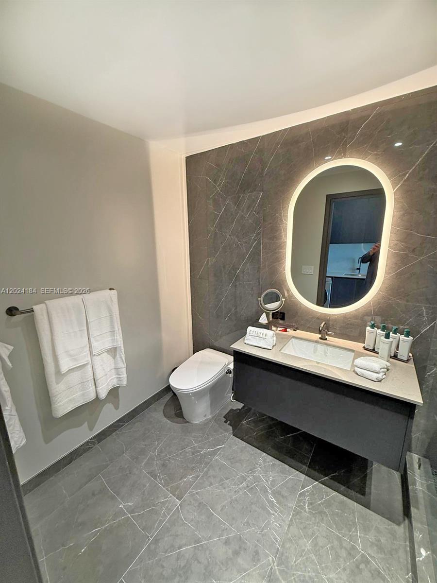 20 NE 11st St #2601 Miami, FL 33132