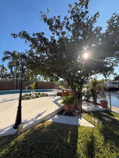 411 SE 6th Ave Pompano Beach, FL 33060