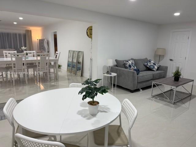 411 SE 6th Ave Pompano Beach, FL 33060