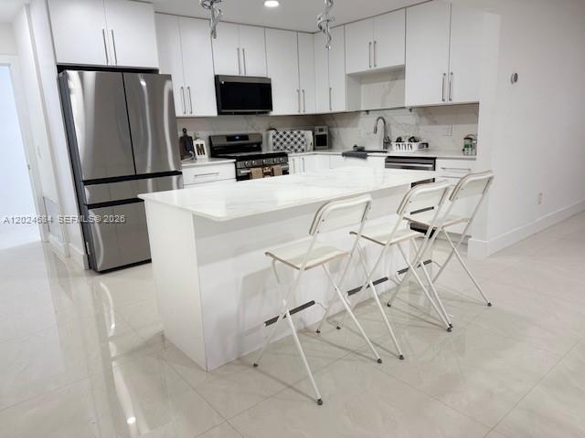 411 SE 6th Ave Pompano Beach, FL 33060