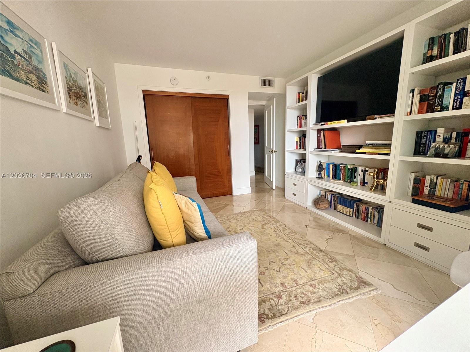 151 SE 15th Rd #601 Miami, FL 33129