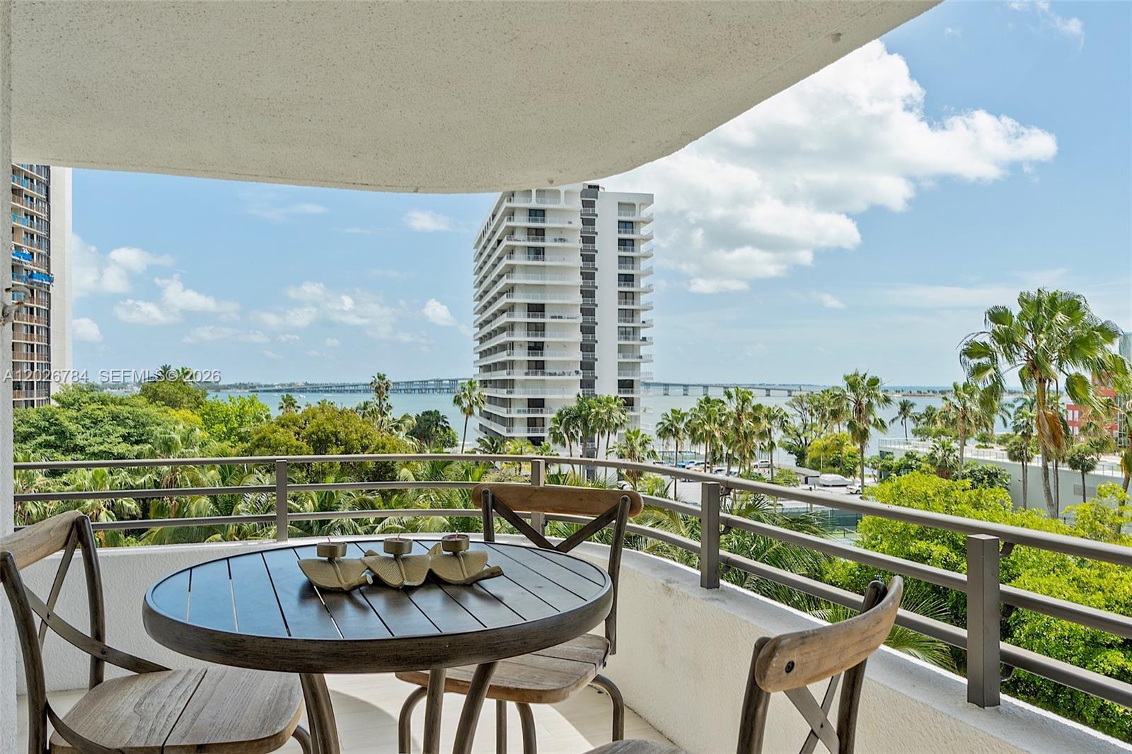 151 SE 15th Rd #601 Miami, FL 33129