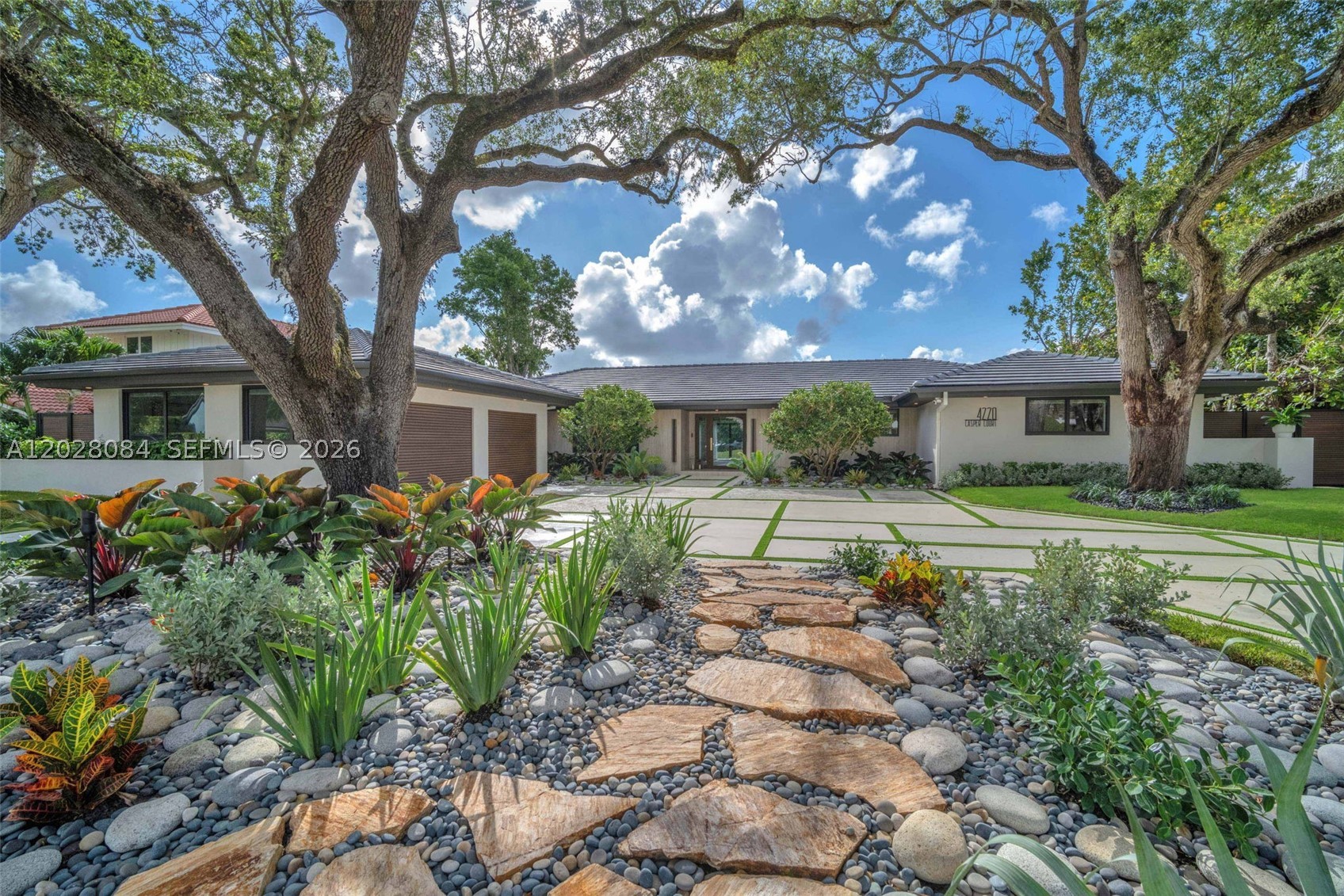 4220 Casper Ct