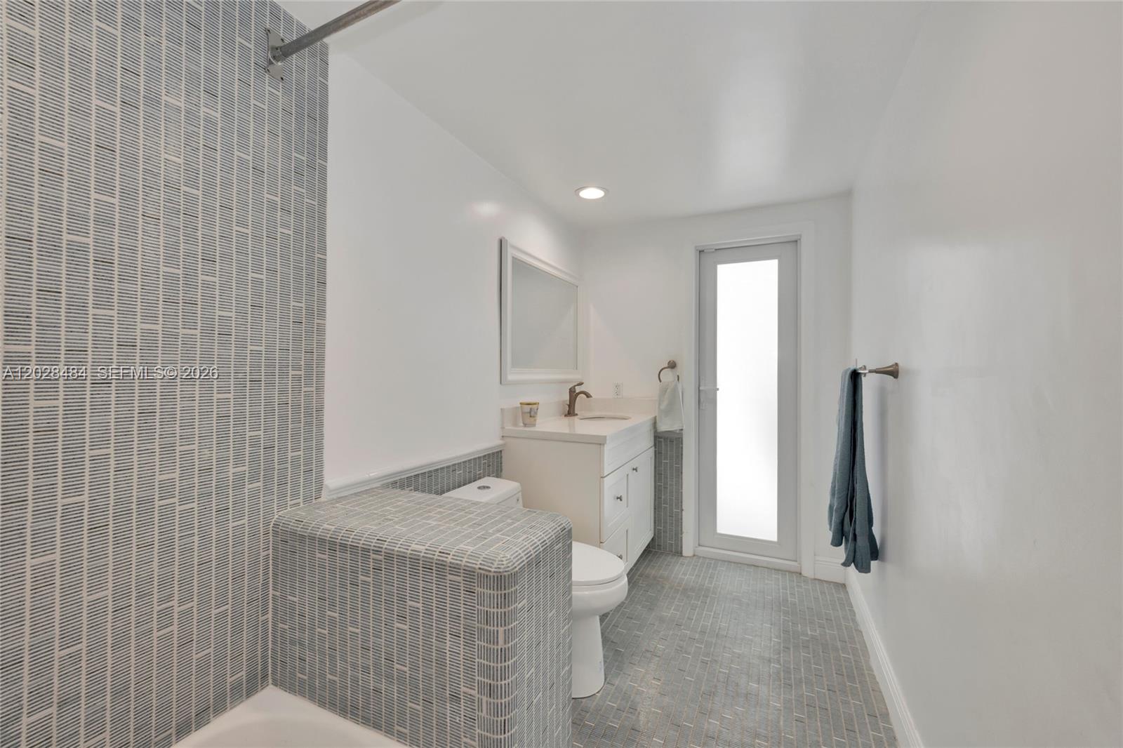 6970 SW 124th Pinecrest, FL 33156