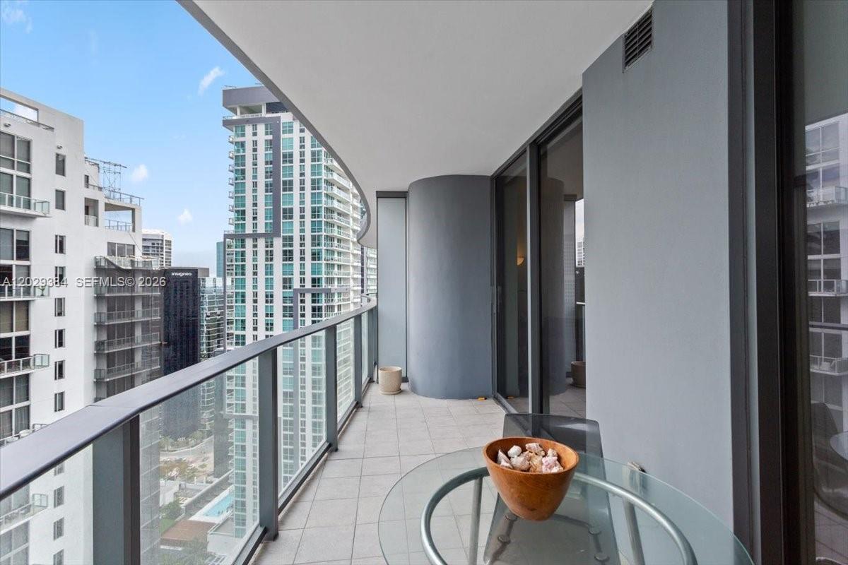 image Brickell Flatiron16