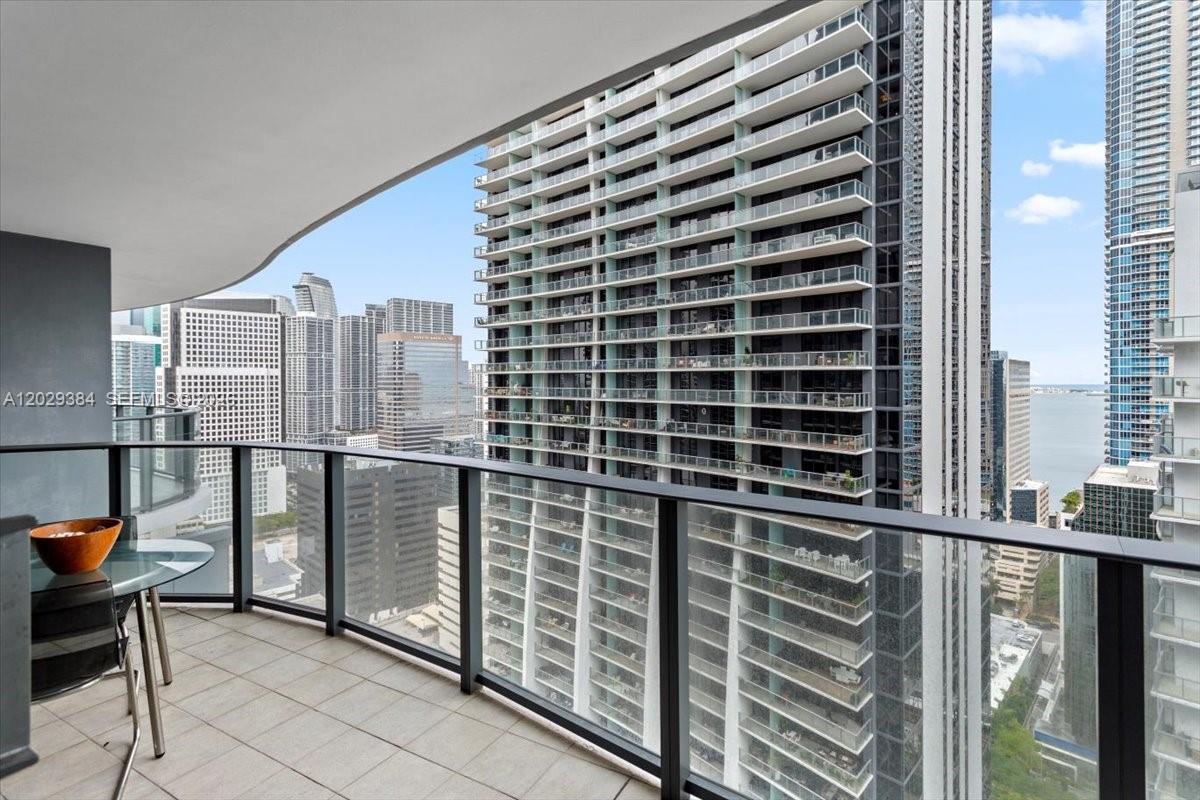 image Brickell Flatiron17