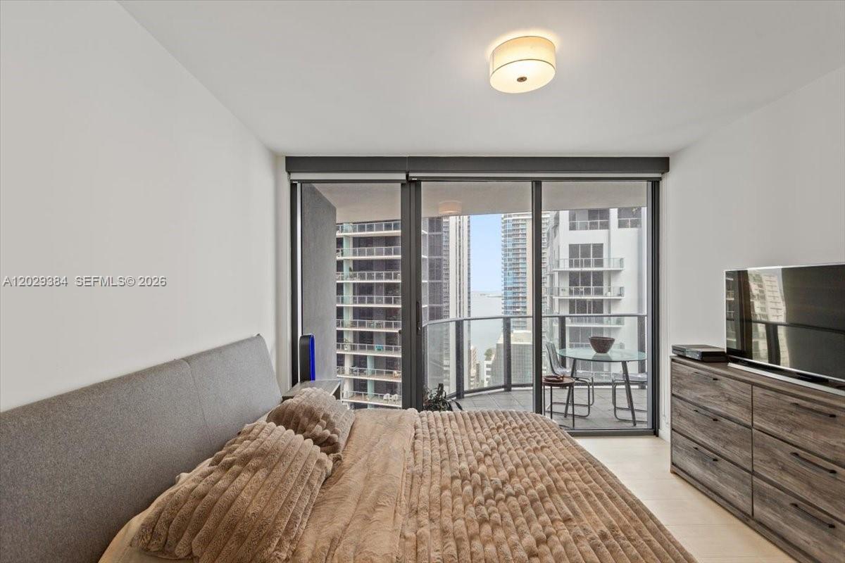 image Brickell Flatiron7