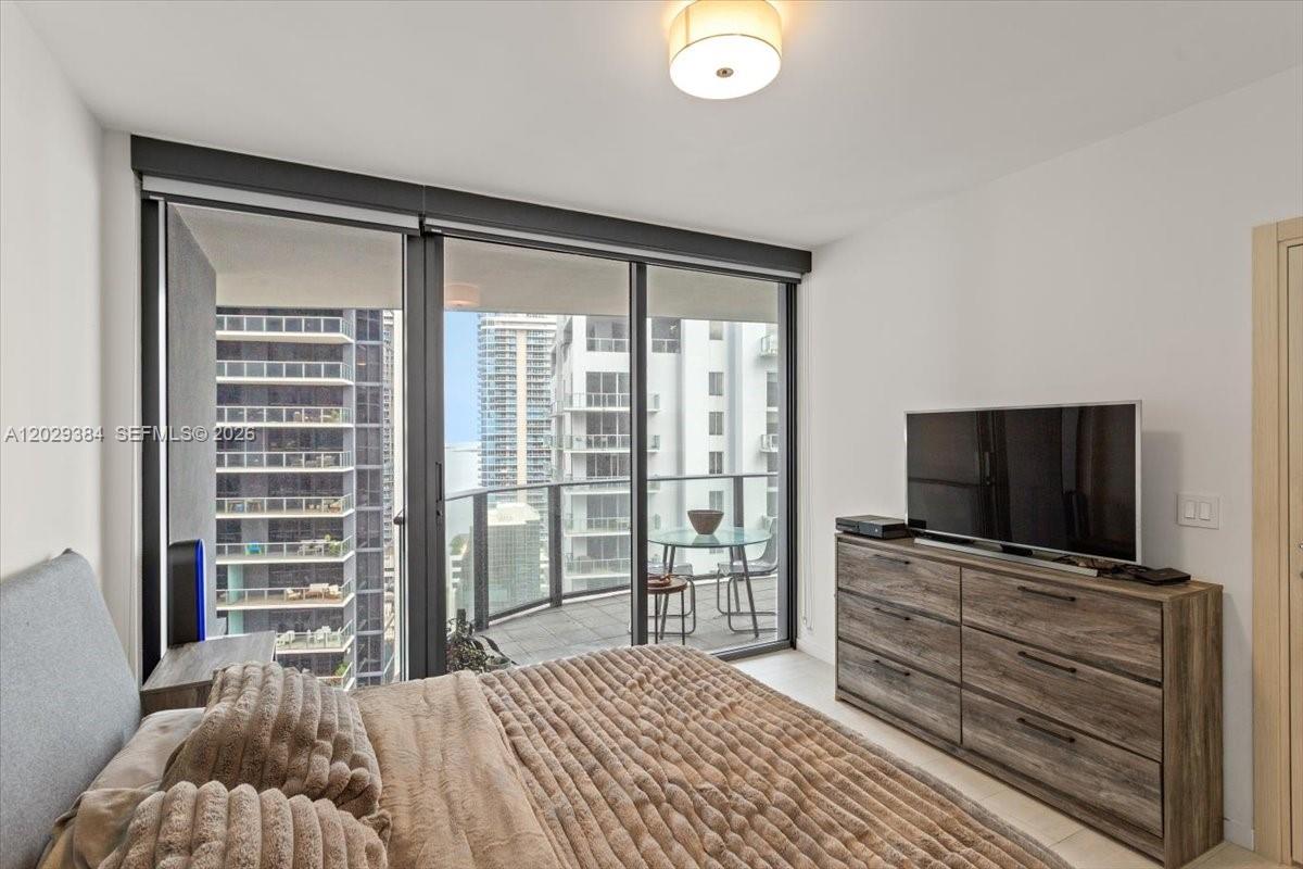 image Brickell Flatiron8
